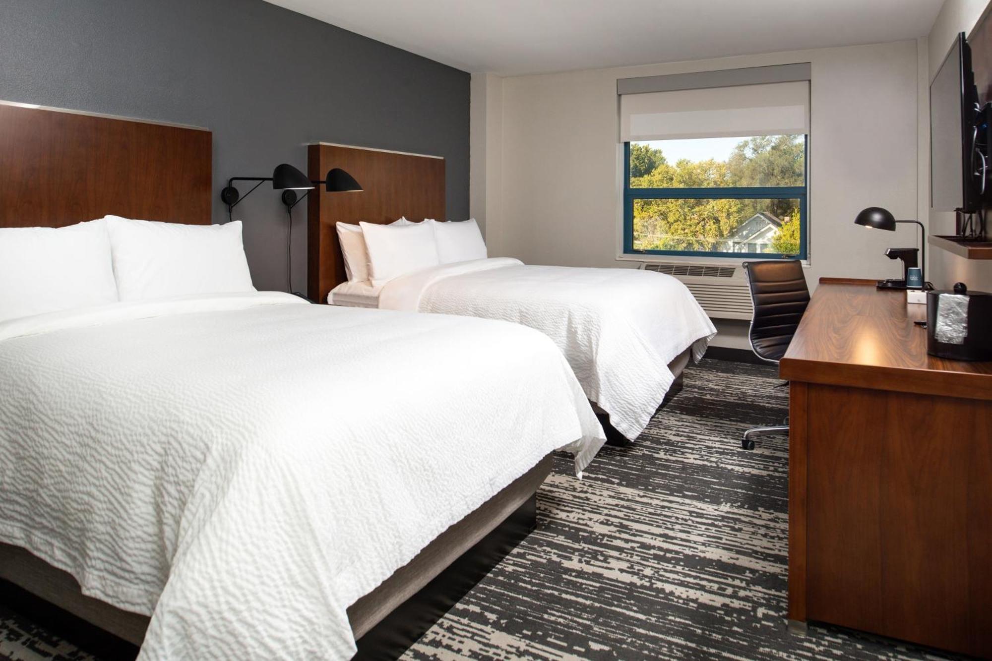 Four Points By Sheraton Omaha Midtown Zewnętrze zdjęcie